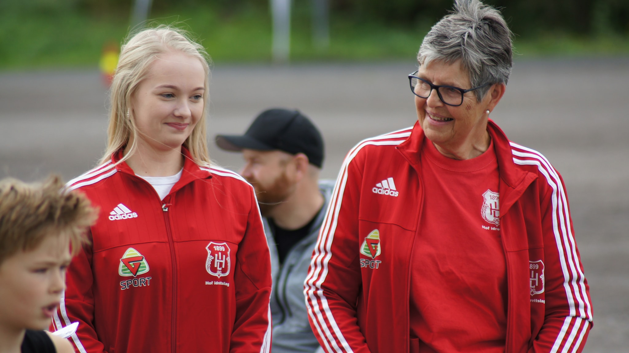 Signe Marie mottok Knut J. Johnsens idrettspris